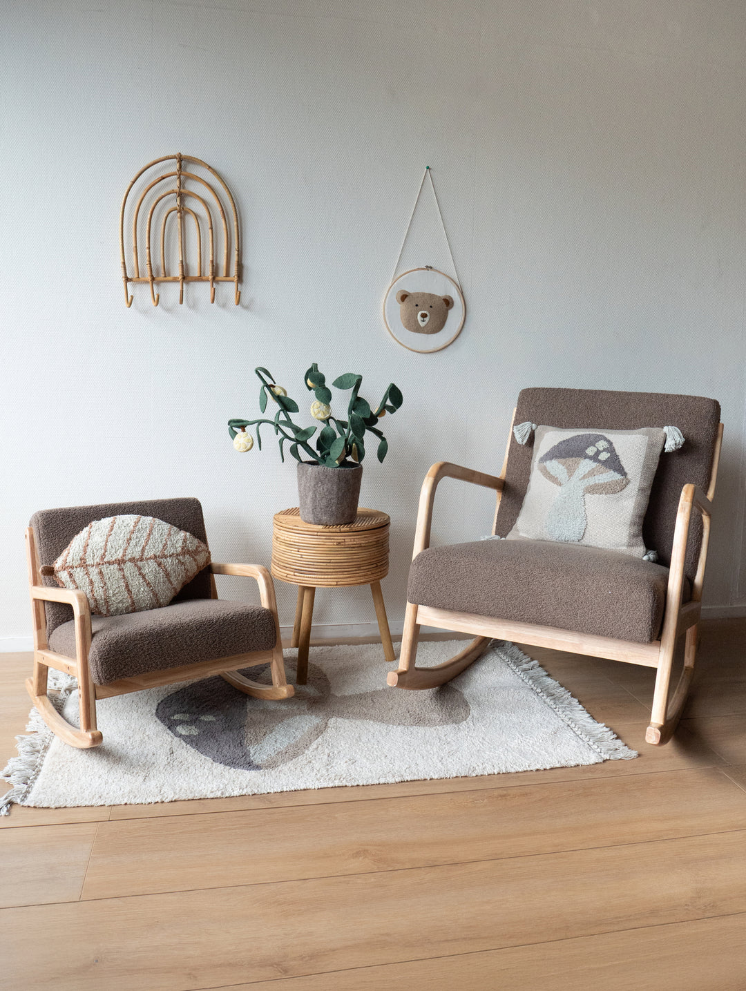 Kidsdepot schommelstoel Aiden - taupe