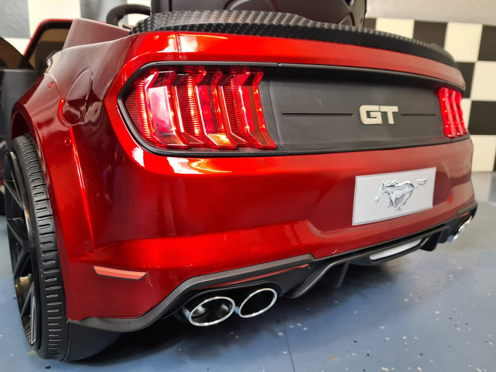Kinderauto Ford Mustang 24 volt met driftfunctie en afstandsbediening, metallic rood