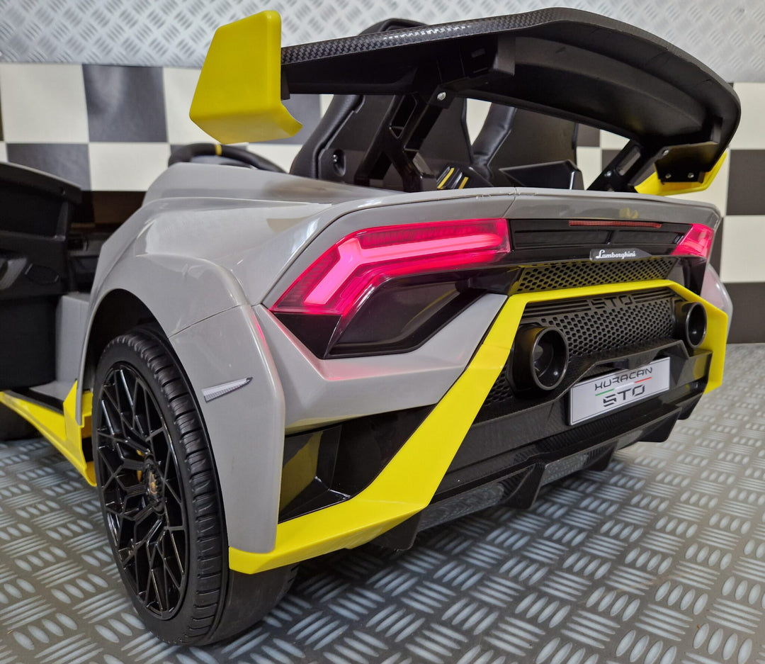 Kinderauto Lamborghini Huracan STO drift