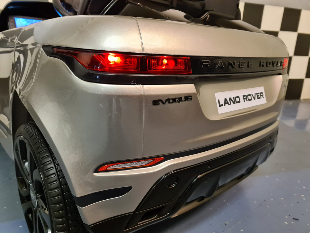 Accu-speelgoedauto Range Rover Evoque, 4 motoren, grijs