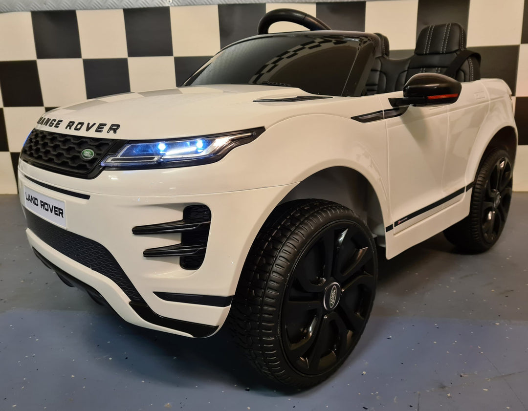 Witte elektrische kinderauto Range Rover Evoque met 4 motoren
