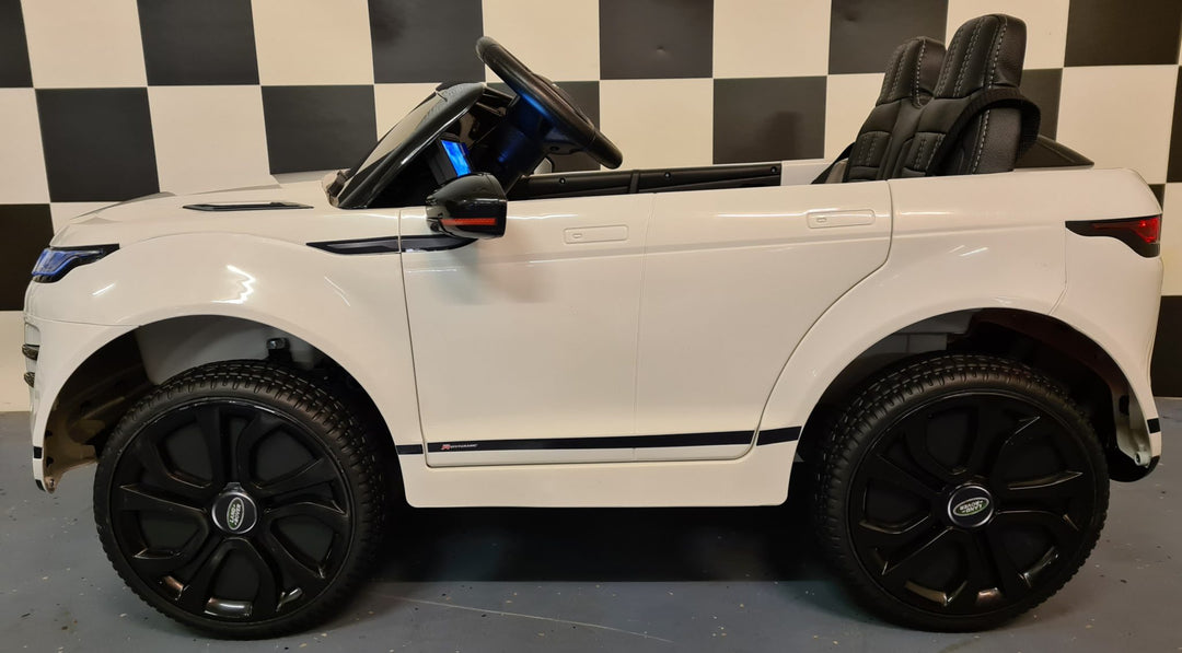 Witte elektrische kinderauto Range Rover Evoque met 4 motoren