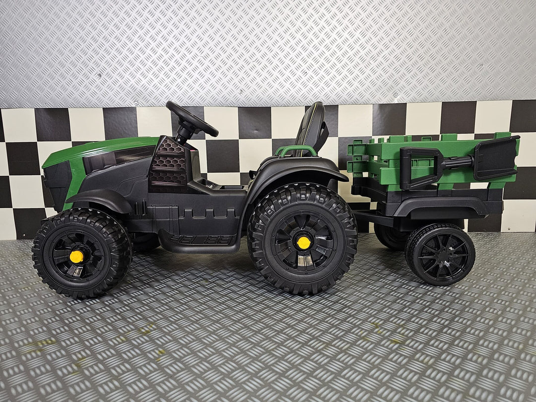 Kindertractor Farmer 12 volt groen met afstandsbediening