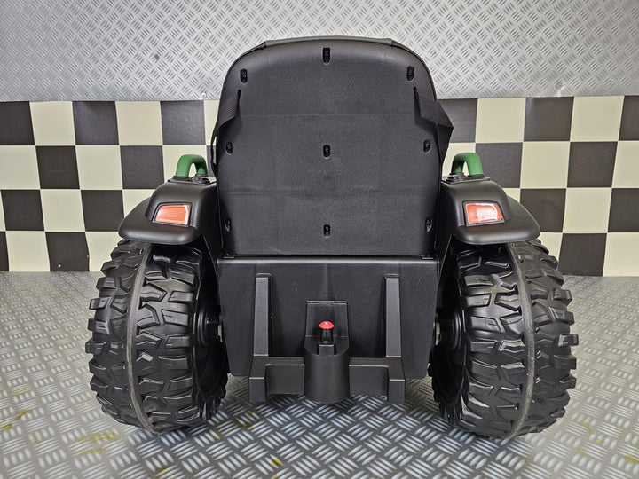 Kindertractor Farmer 12 volt groen met afstandsbediening