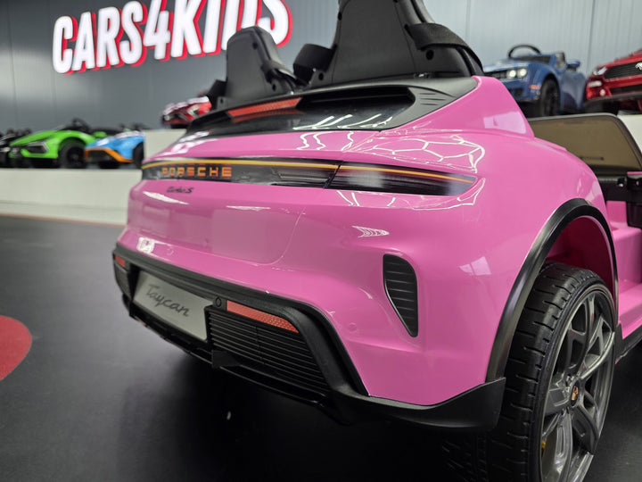 Kinderauto Porsche Taycan 2 personen 24 volt roze