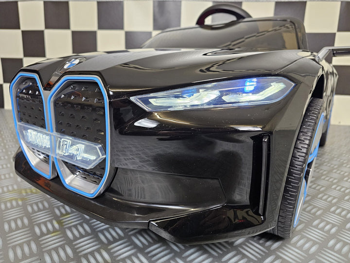 Elektrische kinderauto BMW i4 12 volt zwart