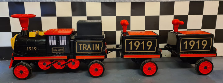 Elektrische kindertrein 12 volt met 2 wagons