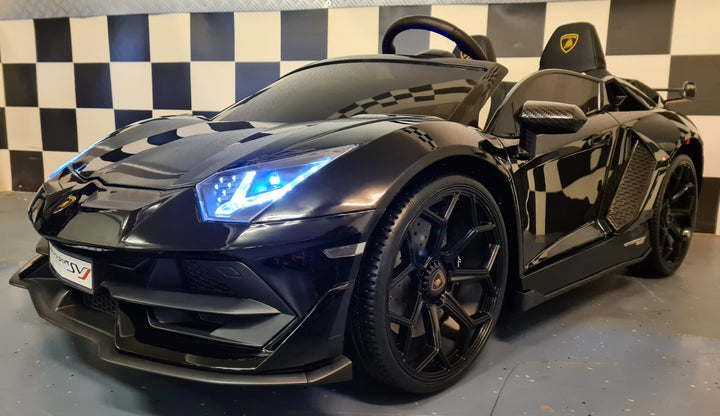 24 volt Lamborghini Aventador voor 2 personen met driftfunctie, metallic zwart