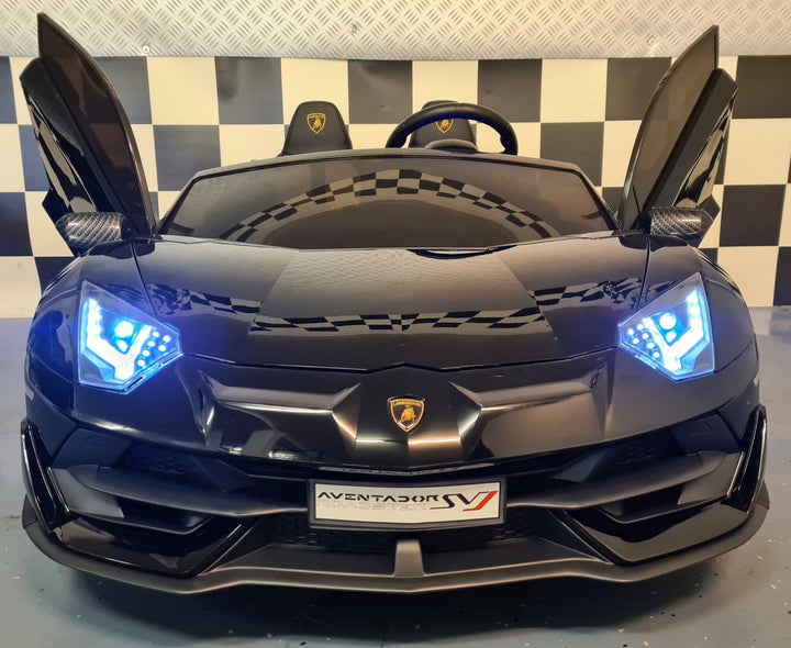 24 volt Lamborghini Aventador voor 2 personen met driftfunctie, metallic zwart