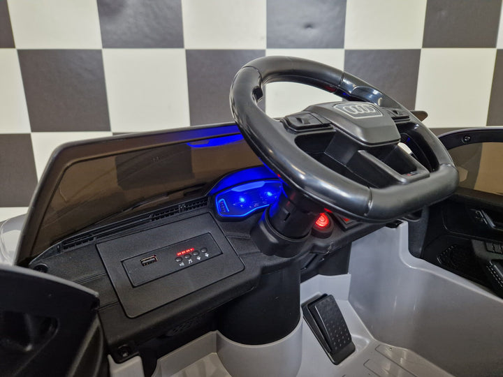 Elektrische kinderauto Audi RS6 nardo-grijs