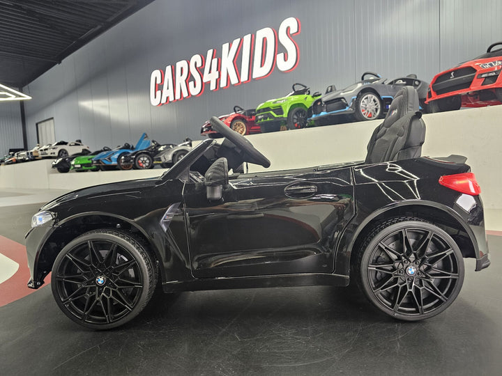Elektrische kinderauto BMW M4 12 volt metallic zwart