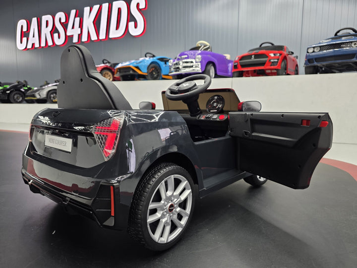 Elektrische kinderauto Mini Cooper S 12 volt metallic zwart