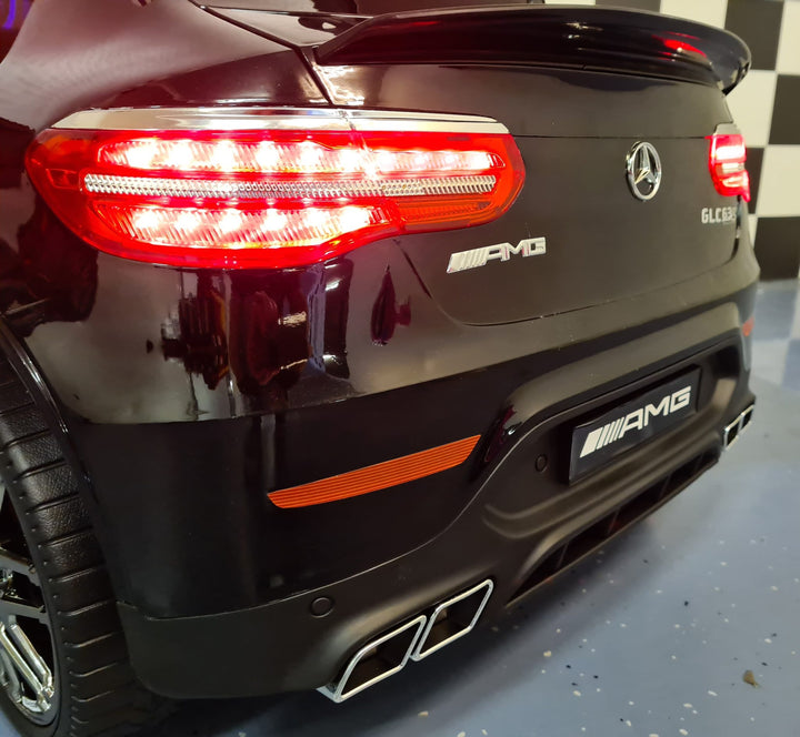 Kinderauto Mercedes GLC 63 AMG 1-persoons metallic zwart