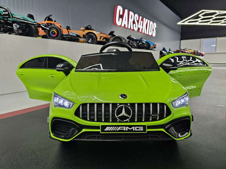 Kinderauto Mercedes CLA 45 groen