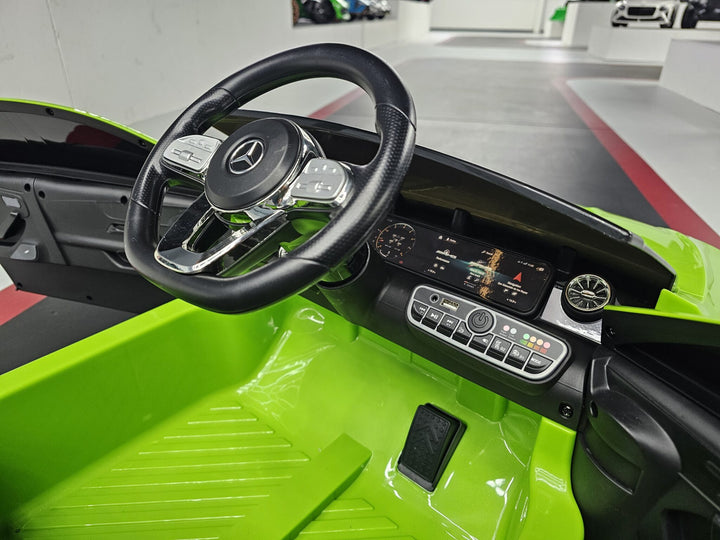 Kinderauto Mercedes CLA 45 groen
