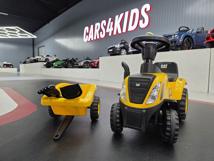 Caterpillar loopwagen met aanhanger