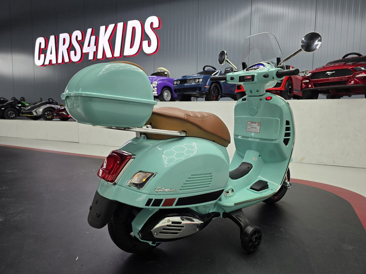 Vespa GTS kinderscooter 12 volt lichtgroen