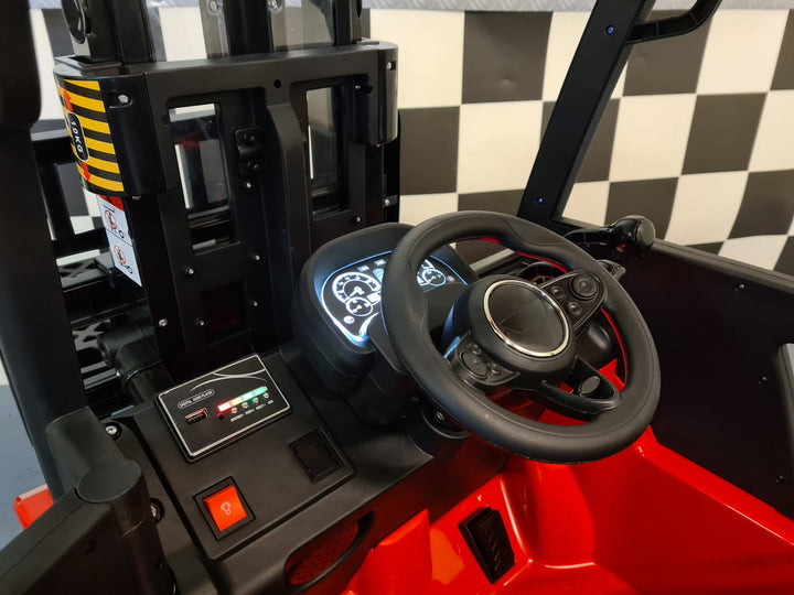 Rode kinderheftruck met afstandsbediening